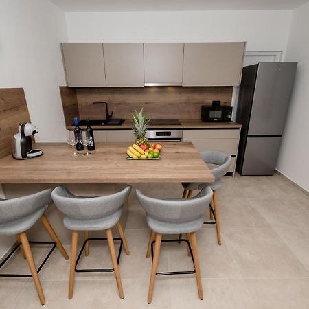 Peaceful Haven Near The Sea-Apartments Torlak Rab Banjol Екстер'єр фото