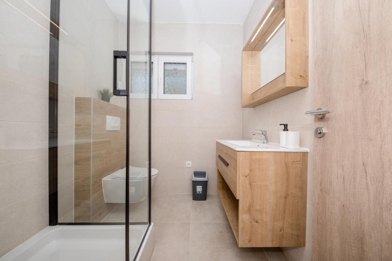 Peaceful Haven Near The Sea-Apartments Torlak Rab Banjol Екстер'єр фото